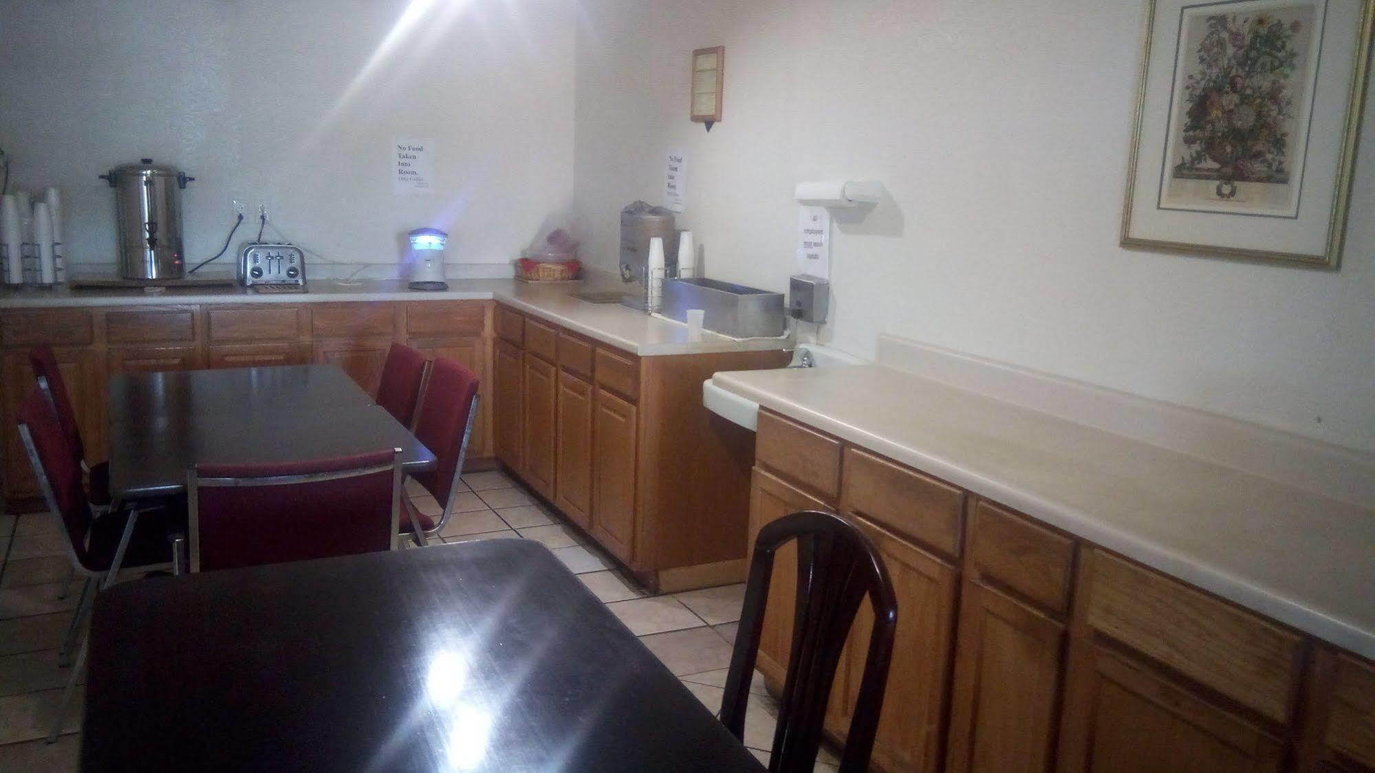 Travelers Inn Elizabethton Zewnętrze zdjęcie
